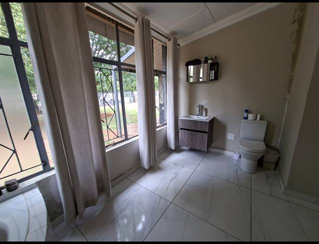 3 BEDROOM HOUSE FOR SALE IN THREE RIVERS